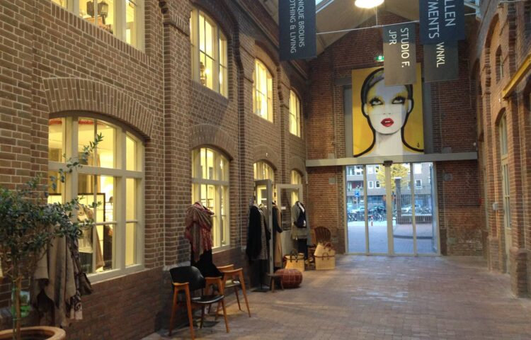 Our shop entrance at De Hallen